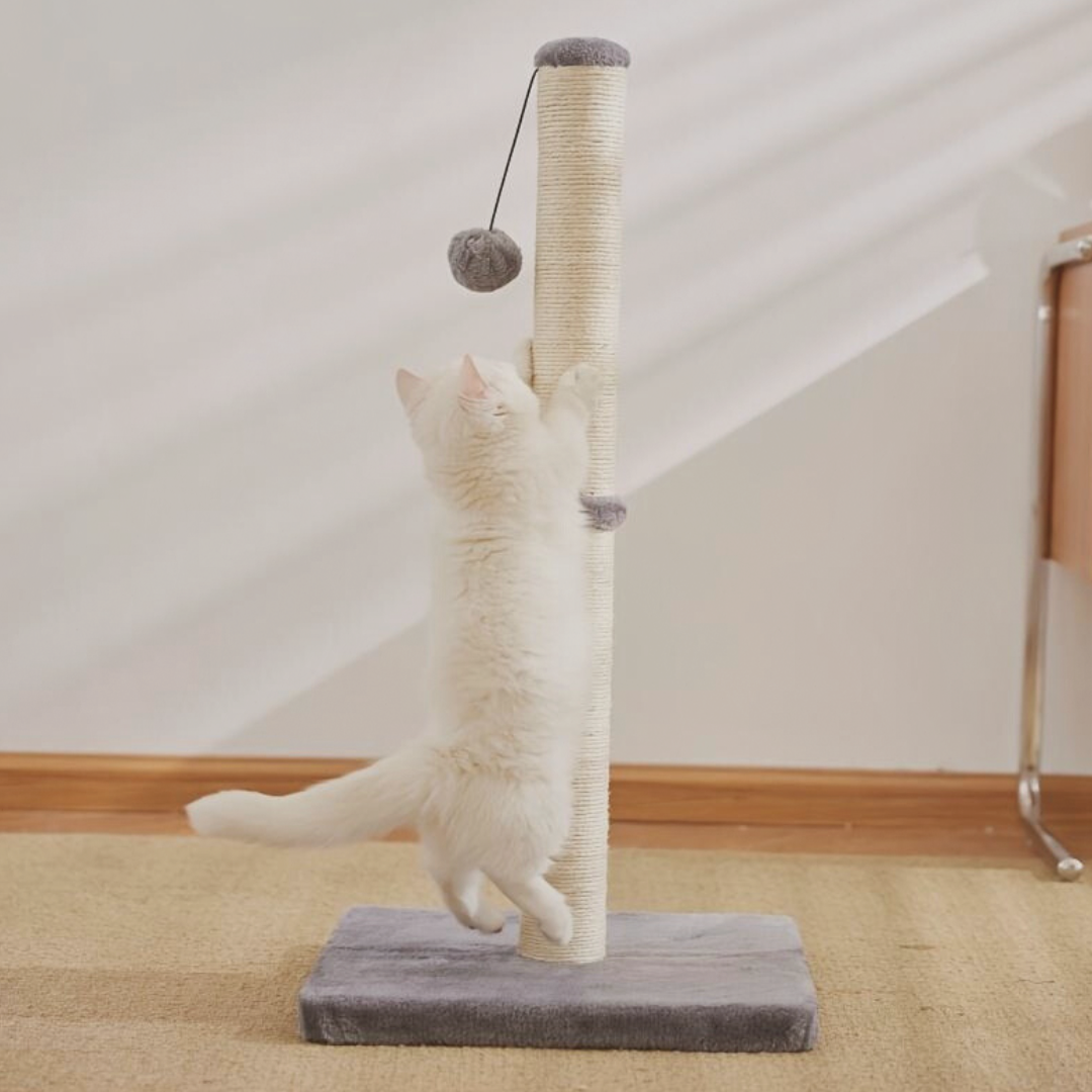 The Pounce Post™ – Sisal Tower with Swing Ball