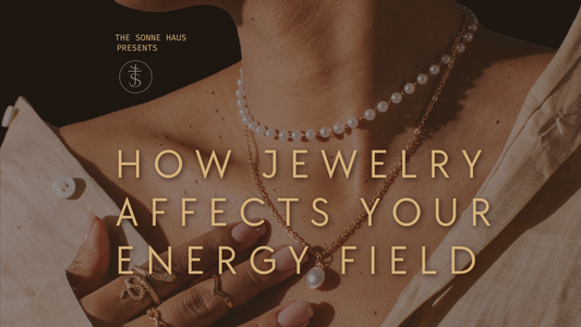 Discover how metals and gemstones influence your energetic balance and mood.