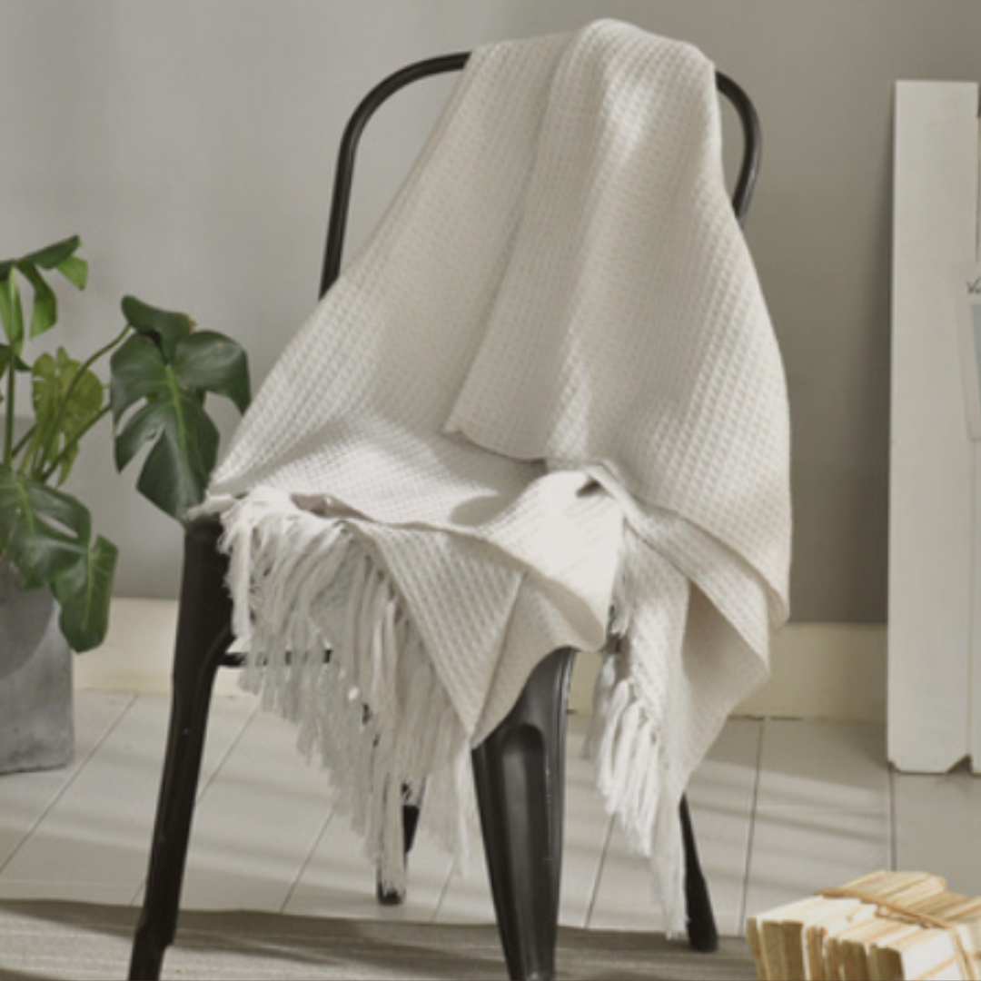 The Marlowe Throw - The Sonne Haus