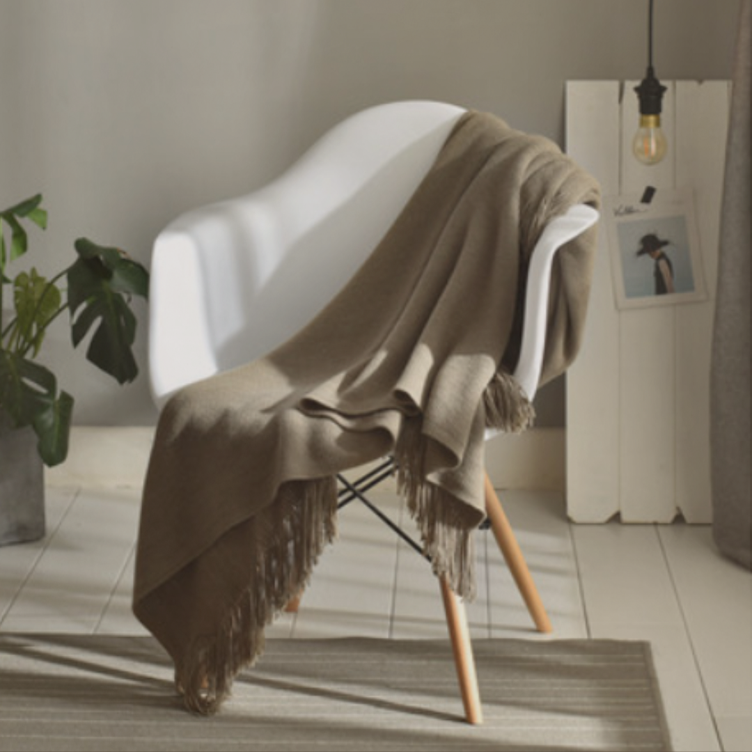 The Marlowe Throw - The Sonne Haus